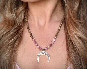 LUNULA - rodonit i drewno wenge 